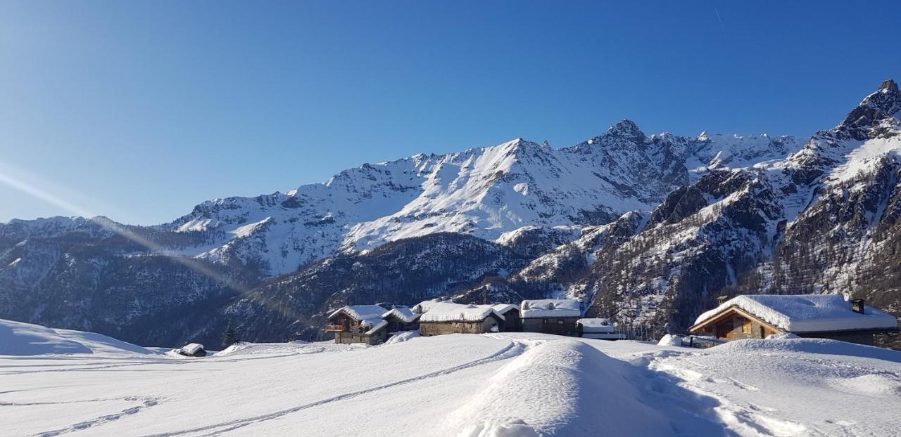 Chalet Le Lis Valtournenche Exterior foto